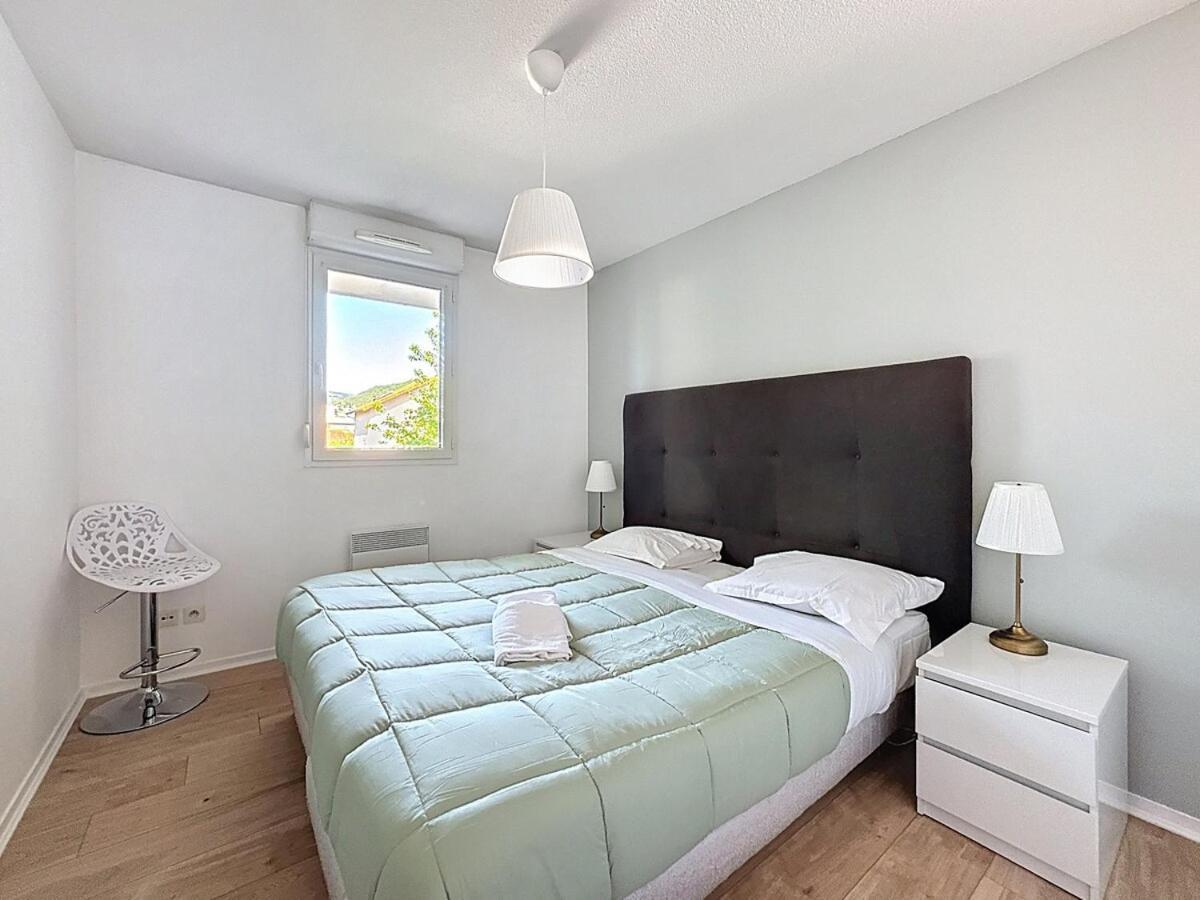 Sejour Cosy - Lit 180X200 - Wifi - Parking Apartment แคลร์มงต์-แฟร์รองด์ ภายนอก รูปภาพ